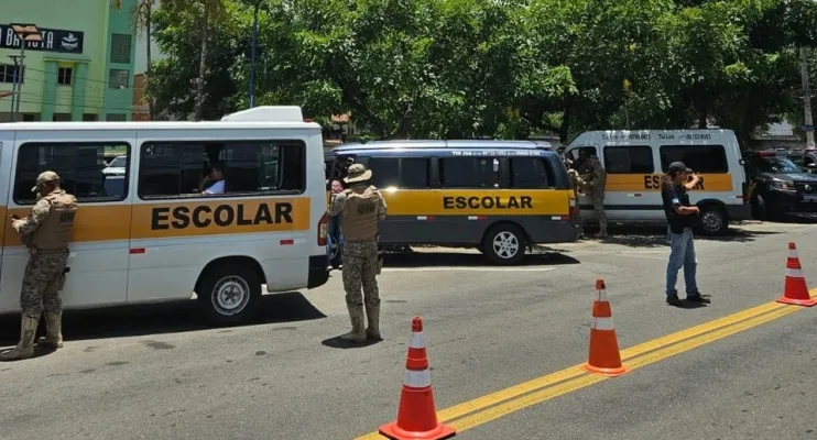 Volta às aulas com mais segurança: Detran|ES fiscaliza transporte escolar em Vitória